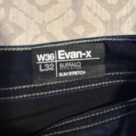 Buffalo David Bitton Evan X men’s jeans. Prev listed as BNWT, don’t fit me. - J - Picture 2 of 5